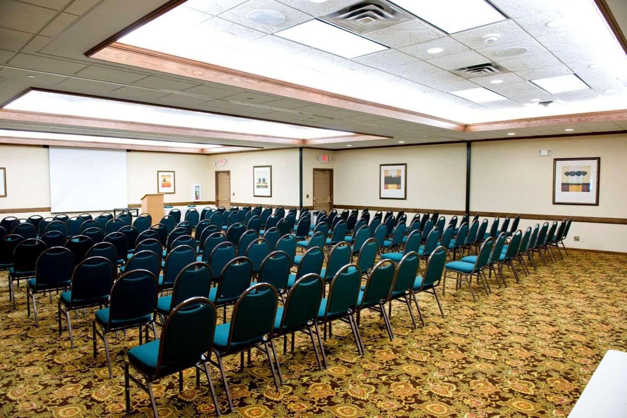 Country Inn & Suites By Radisson, Chanhassen, Mn Εξωτερικό φωτογραφία