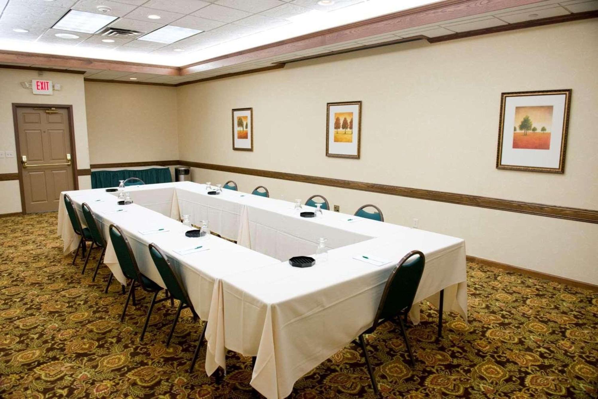 Country Inn & Suites By Radisson, Chanhassen, Mn Εξωτερικό φωτογραφία