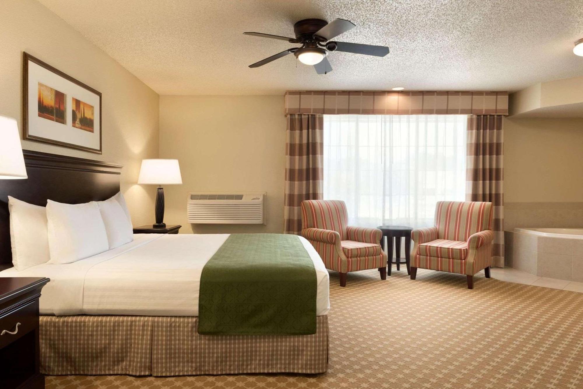 Country Inn & Suites By Radisson, Chanhassen, Mn Εξωτερικό φωτογραφία