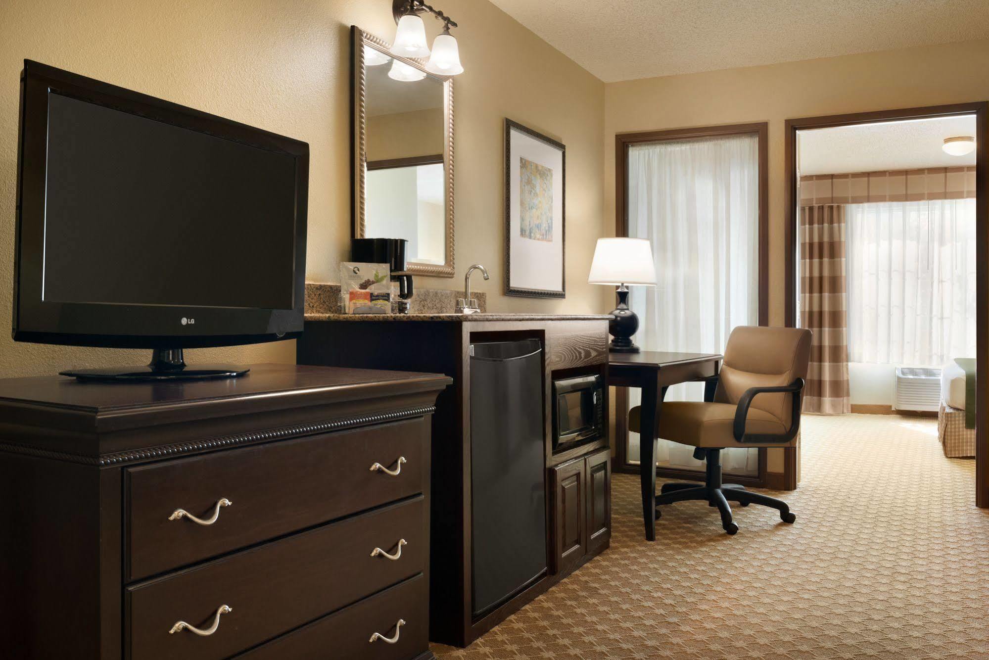 Country Inn & Suites By Radisson, Chanhassen, Mn Εξωτερικό φωτογραφία
